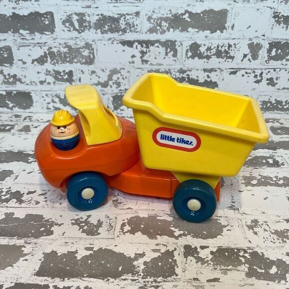 Little tike | vintage yellow and orange dump truck and person - Picture 3 of 7
